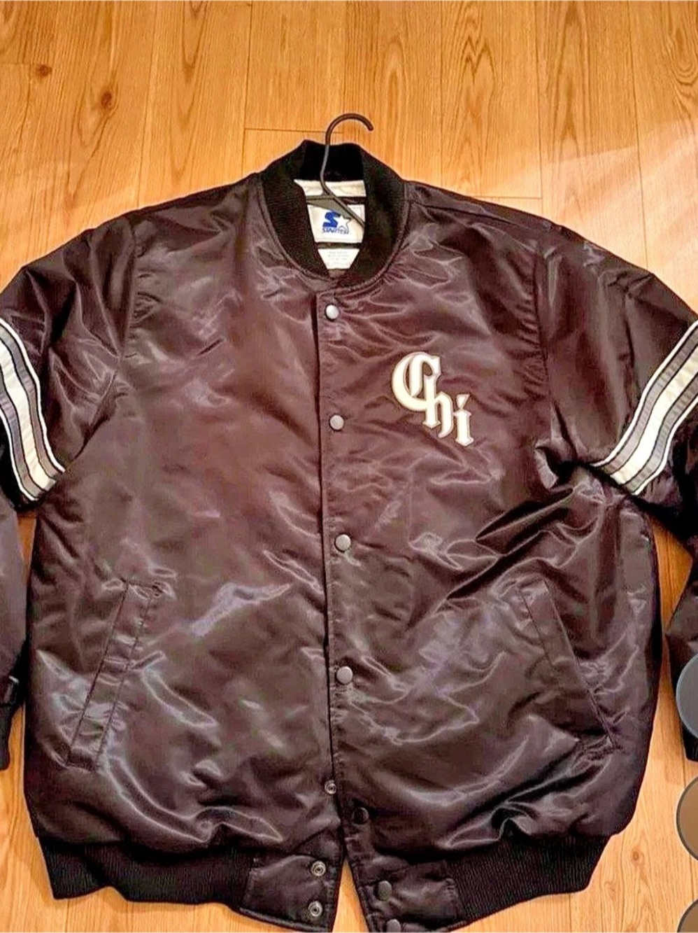 Starter Chicago White Sox City Connect Southside Satin Jacket Black